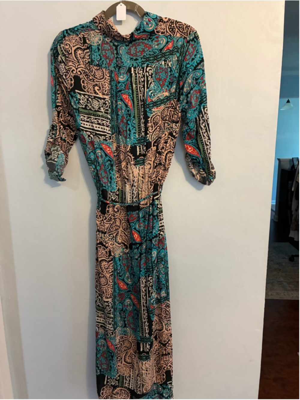 0256 NWT Size Small **Dress Forum** Turquoise Dress with Abstract Colors. - Picture 9 of 14